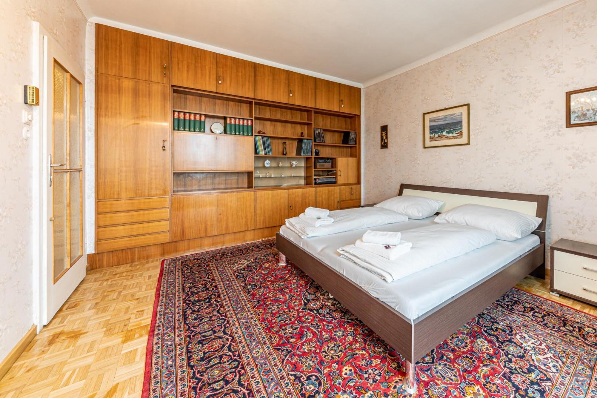 Vintage, View & Balcony By Jr City Apartments Wenen Buitenkant foto